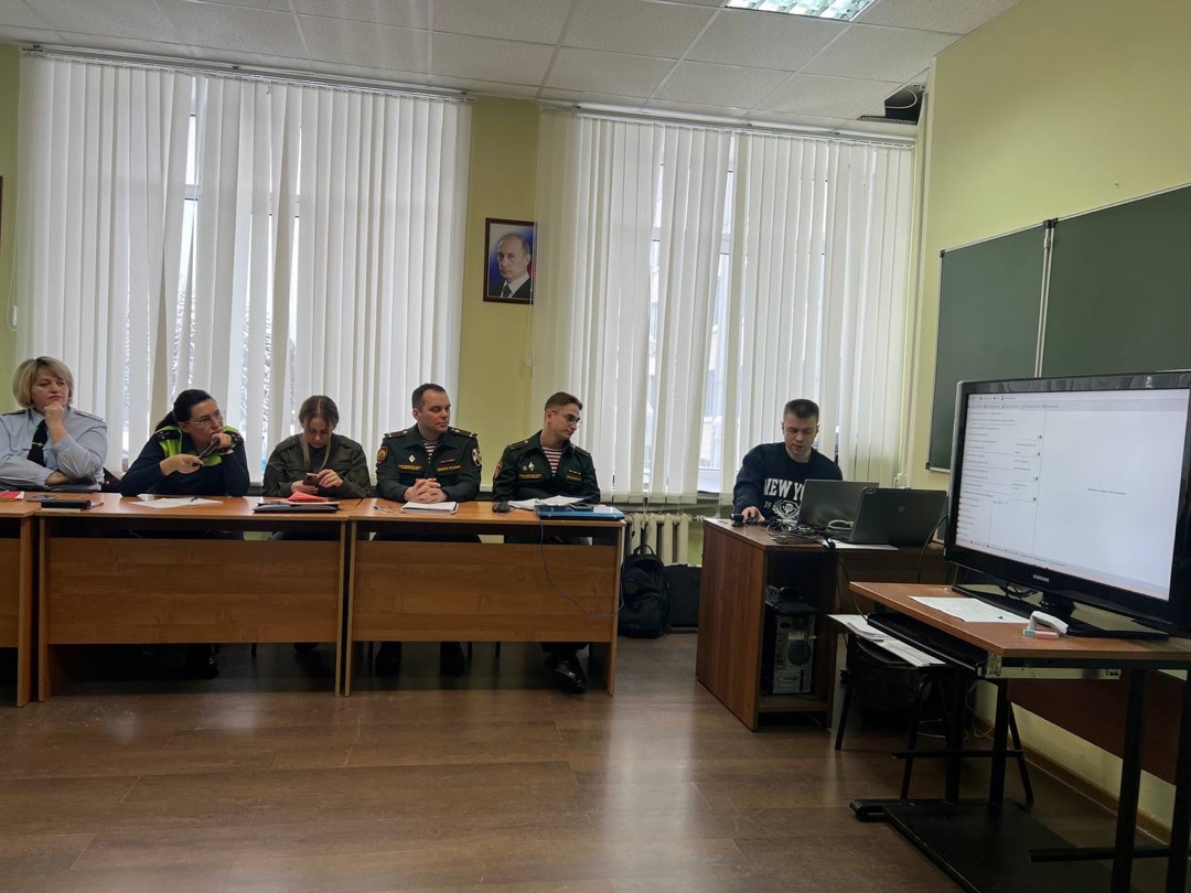 Преподаватель АНО ДПО «ЦПП» Рязанцев Дмитрий провел очередное занятие для специалистов ВИПК МВД в Домодедово.